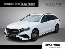 Weiß Gebraucht 2024 Mercedes E300 AMG line Limousine | 56.850 € (Guter Preis)