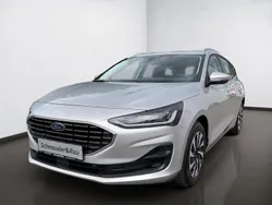 Silber metallic Gebraucht 2023 Ford Focus Titanium | 22.100 € (Guter Preis)