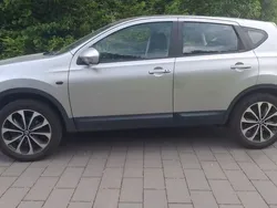 Silber Gebraucht 2008 Nissan Qashqai Acenta SUV | 6.500 € (Etwas zu teuer)