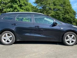 Schwarz Gebraucht 2013 Kia Ceed Sportswagon Edition 7 Kombi | 5.450 € (Guter Preis)
