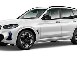 Weiß Gebraucht 2023 BMW iX3 Impressive SUV | 50.064 € (Teuer)