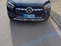Schwarz Gebraucht 2022 Mercedes GLA200 Edition SUV | 32.800 € (Guter Preis)