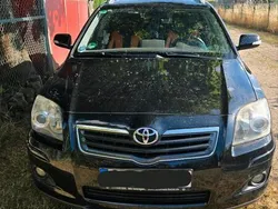 Schwarz Gebraucht 2009 Toyota Avensis Kombi | 3.400 € (Teuer)