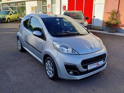 Silber grau Gebraucht 2014 Peugeot 107 Style Kleinwagen | 4.300 € (Fairer Preis)