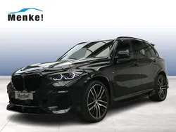 Black sapphire metallic Gebraucht 2023 BMW X5 M Sport SUV | 82.999 €