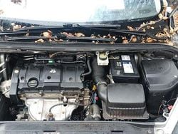 Silber Gebraucht 2002 Peugeot 307 Premium Limousine | 750 € (Guter Preis)