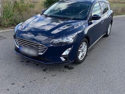 Blau Gebraucht 2020 Ford Focus Kombi | 9.899 € (Fairer Preis)