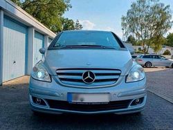 Silber Gebraucht 2006 Mercedes B200 Van / Kleinbus | 5.900 € (Teuer)