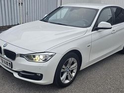 Weiß Gebraucht 2013 BMW 320 Sport Line Limousine | 14.900 € (Teuer)