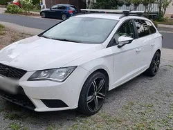 Weiß Gebraucht 2014 Seat Leon ST Kombi | 4.190 €