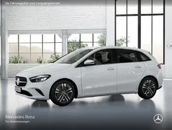 Weiß Gebraucht 2024 Mercedes B180 Advanced Plus Van / Kleinbus | 30.990 € (Fairer Preis)