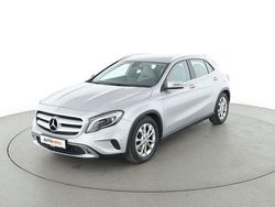 Grau Gebraucht 2016 Mercedes GLA250 Urban SUV | 20.740 € (Fairer Preis)