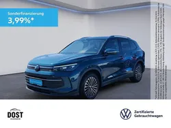 Nightshade blue metallic Gebraucht 2024 VW Tiguan Life SUV | 36.960 € (Guter Preis)