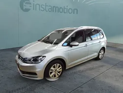 Silber Gebraucht 2024 VW Touran Comfortline Van / Kleinbus | 34.880 € (Fairer Preis)