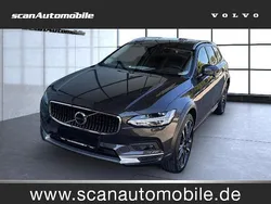 Platinum grey / Gebraucht 2021 Volvo V90 CC Pro Kombi | 39.990 € (Fairer Preis)