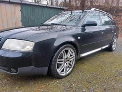 Schwarz Gebraucht 2002 Audi A6 Kombi | 1.999 €