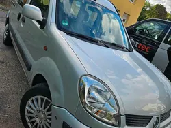 Silber Gebraucht 2004 Renault Kangoo Van / Kleinbus | 3.500 € (Etwas zu teuer)