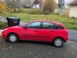 Rot Gebraucht 1999 Ford Focus Kleinwagen | 1.000 € (Guter Preis)
