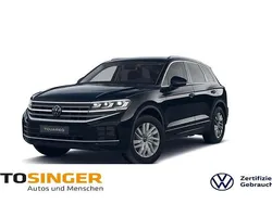 Grenadillschwarz metallic Gebraucht 2024 VW Touareg Elegance SUV | 58.680 € (Guter Preis)