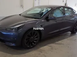 Grau Gebraucht 2022 Tesla Model 3 Performance Limousine | 25.703 € (Superpreis)