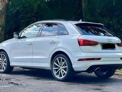 Weiß Gebraucht 2015 Audi RS Q3 Ambiente SUV | 21.500 € (Teuer)