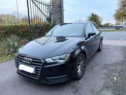 Schwarz Gebraucht 2015 Audi A3 Ambiente Kombi | 11.900 € (Fairer Preis)
