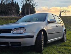 Silber Gebraucht 2001 VW Golf Limousine | 999 € (Guter Preis)