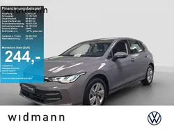 Mondsteingrau Gebraucht 2024 VW Golf VIII Life Limousine | 25.990 € (Fairer Preis)