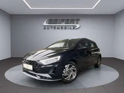 Phantom black / met Neu 2025 Hyundai i20 Trend Limousine | 23.990 € (Fairer Preis)