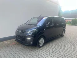 Schwarz Gebraucht 2020 Opel Vivaro Elegance Van | 15.990 € (Guter Preis)