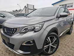 Grau Gebraucht 2020 Peugeot 3008 Allure SUV | 14.756 € (Guter Preis)