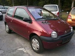 Rot Gebraucht 1998 Renault Twingo Kleinwagen | 2.290 € (Etwas zu teuer)