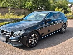 Schwarz Gebraucht 2019 Mercedes E220 Avantgarde Kombi | 23.900 € (Guter Preis)