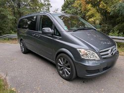 Grau Gebraucht 2010 Mercedes Viano Van / Kleinbus | 19.000 € (Teuer)