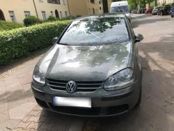 Gebraucht 2003 VW Golf IV Comfortline Kleinwagen | 3.000 € (Etwas zu teuer)