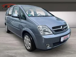 Silber Gebraucht 2005 Opel Meriva Edition Van / Kleinbus | 890 € (Superpreis)