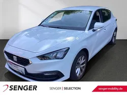 Weiß Gebraucht 2020 Seat Leon Style | 17.980 € (Guter Preis)