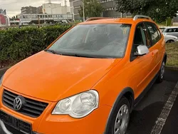 Orange Gebraucht 2007 VW Polo Cross Kleinwagen | 2.900 € (Etwas zu teuer)