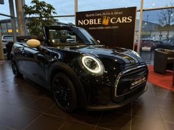 Schwarz (metallic) Gebraucht 2021 Mini Cooper Cabriolet Cabrio | 23.590 € (Fairer Preis)