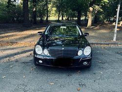 Schwarz Gebraucht 2009 Mercedes E280 Limousine | 9.000 € (Etwas zu teuer)