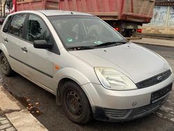 Grau Gebraucht 2004 Ford Fiesta Kleinwagen | 699 € (Superpreis)