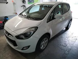 Weiß Gebraucht 2012 Hyundai ix20 Van / Kleinbus | 2.500 € (Superpreis)