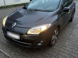 Andere farben Gebraucht 2011 Renault Mégane GrandTour Bose Edition Kombi | 4.100 €