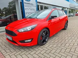 Rot Gebraucht 2015 Ford Focus Sport Limousine | 11.990 € (Fairer Preis)
