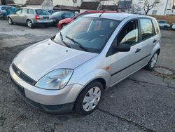 Silber Gebraucht 2005 Ford Fiesta Ambiente Kleinwagen | 1.999 € (Fairer Preis)