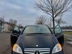 Schwarz Gebraucht 2011 Mercedes A180 Avantgarde Van / Kleinbus | 2.200 € (Etwas zu teuer)