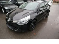 Schwarz Gebraucht 2013 Renault Clio IV Dynamique Limousine | 5.999 € (Etwas zu teuer)