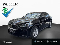 Schwarz (schwarz) Neu 2025 BMW iX2 Comfort Edition SUV | 45.490 €