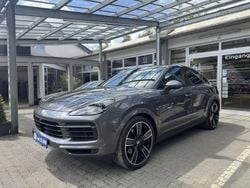 Grau metallic Gebraucht 2022 Porsche Cayenne SUV | 98.320 €