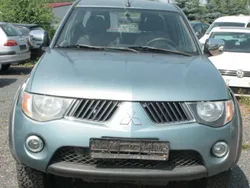 Silber Gebraucht 2007 Mitsubishi L200 Intense Abholung | 5.395 € (Superpreis)
